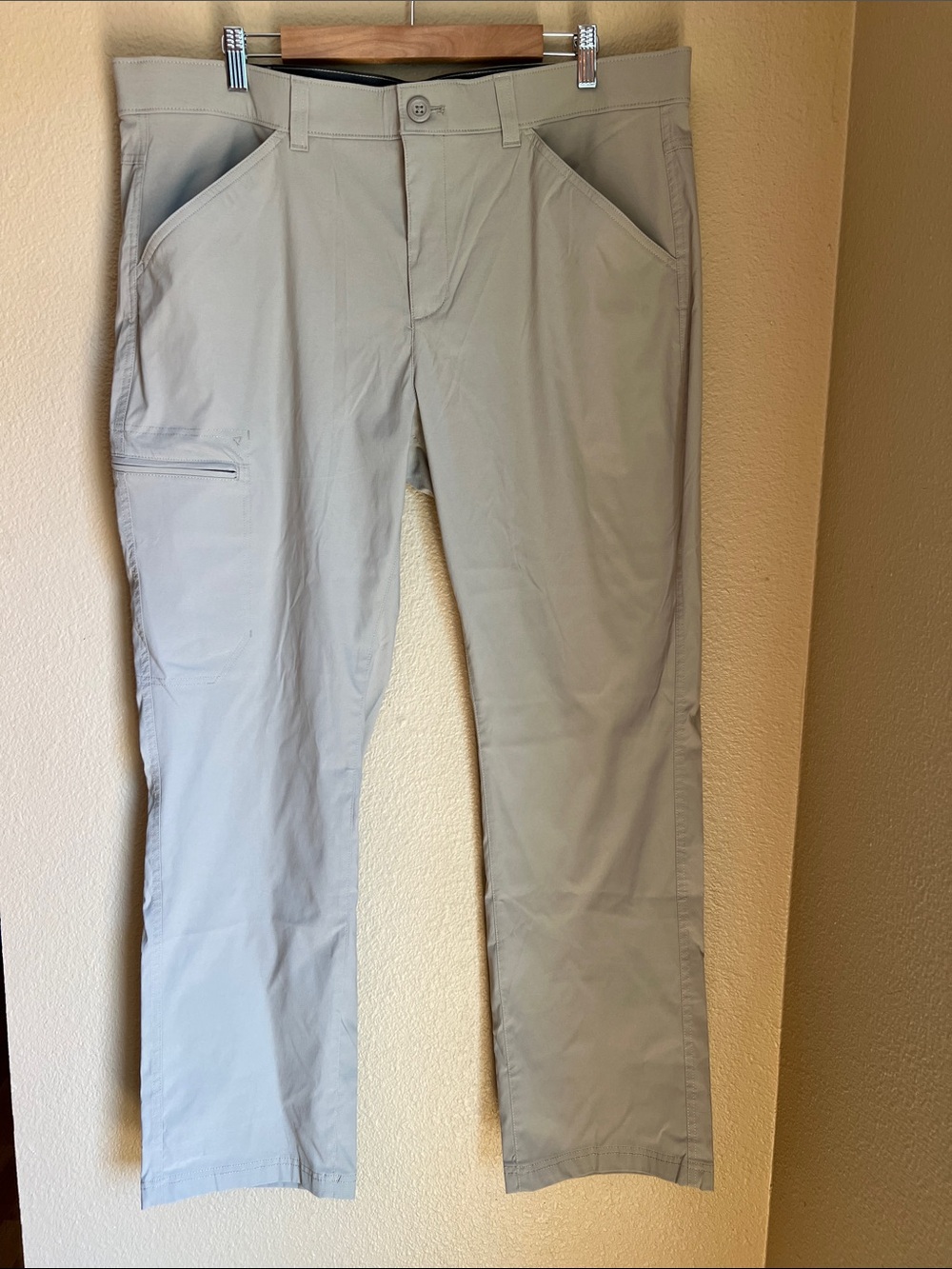 Eddie Bauer Pants Rainier Tech Pant 40 x 32 NWOT